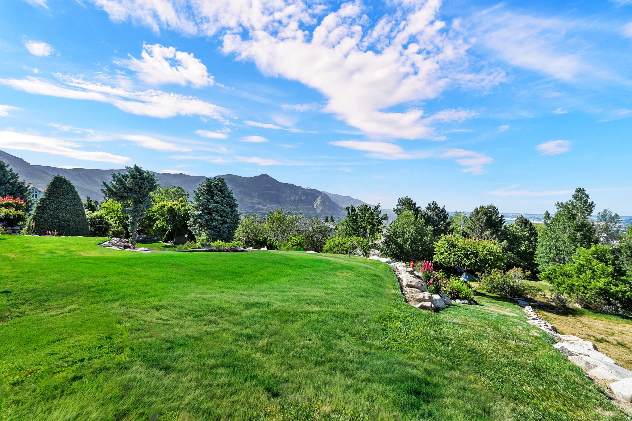 main property photo 46