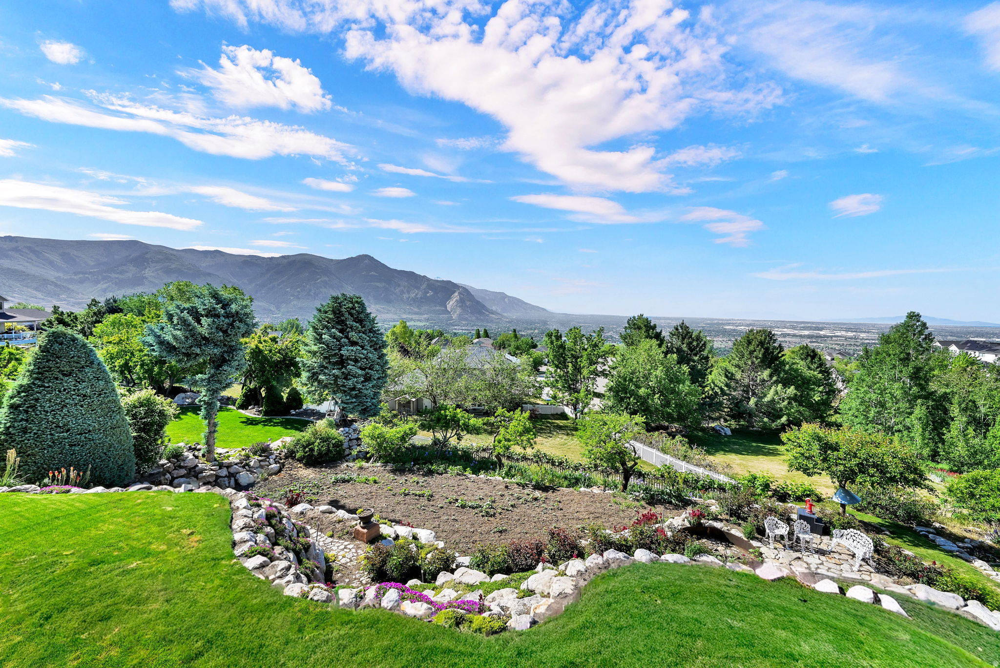 main property photo 54