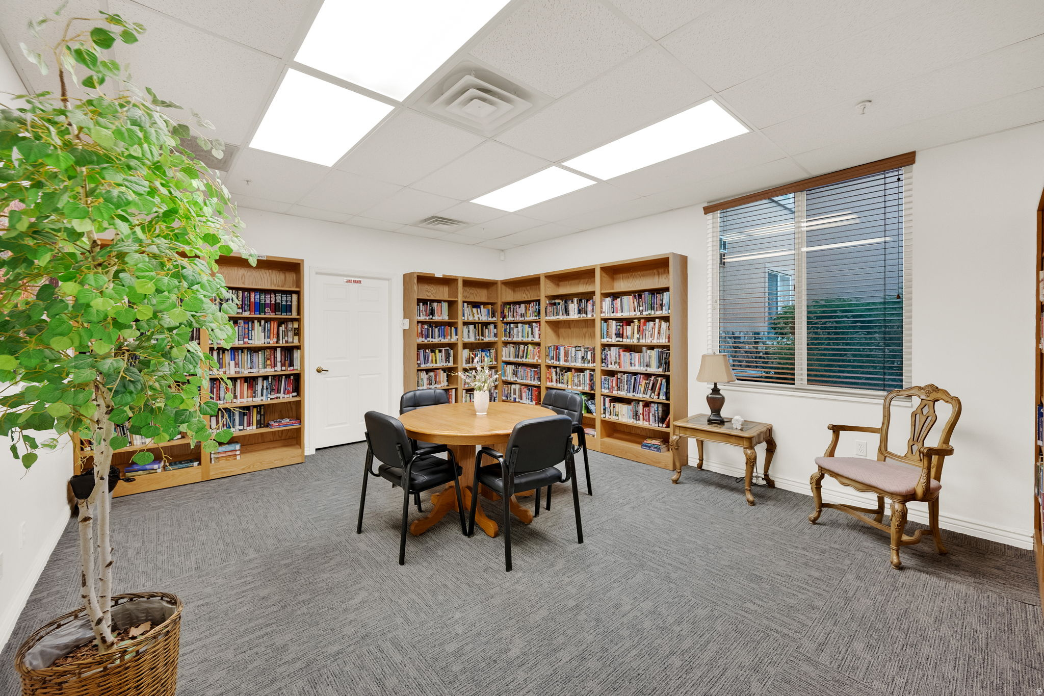 main property photo 23