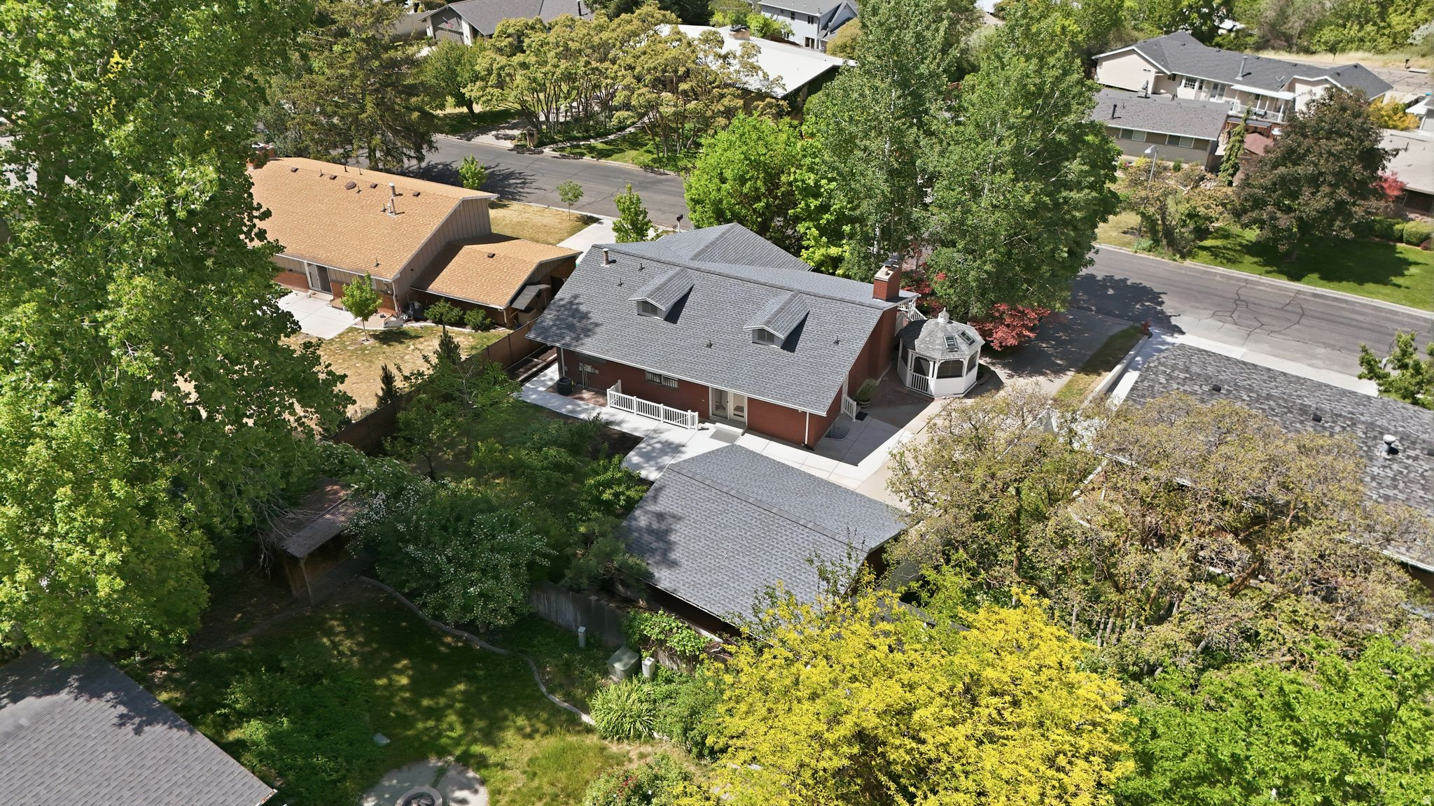 main property photo 53