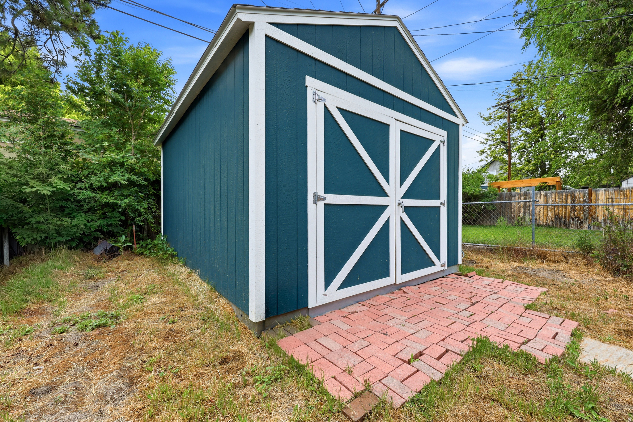 main property photo 23