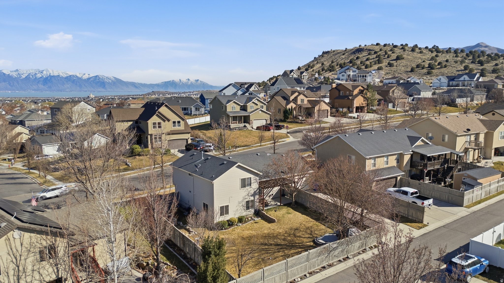 main property photo 26