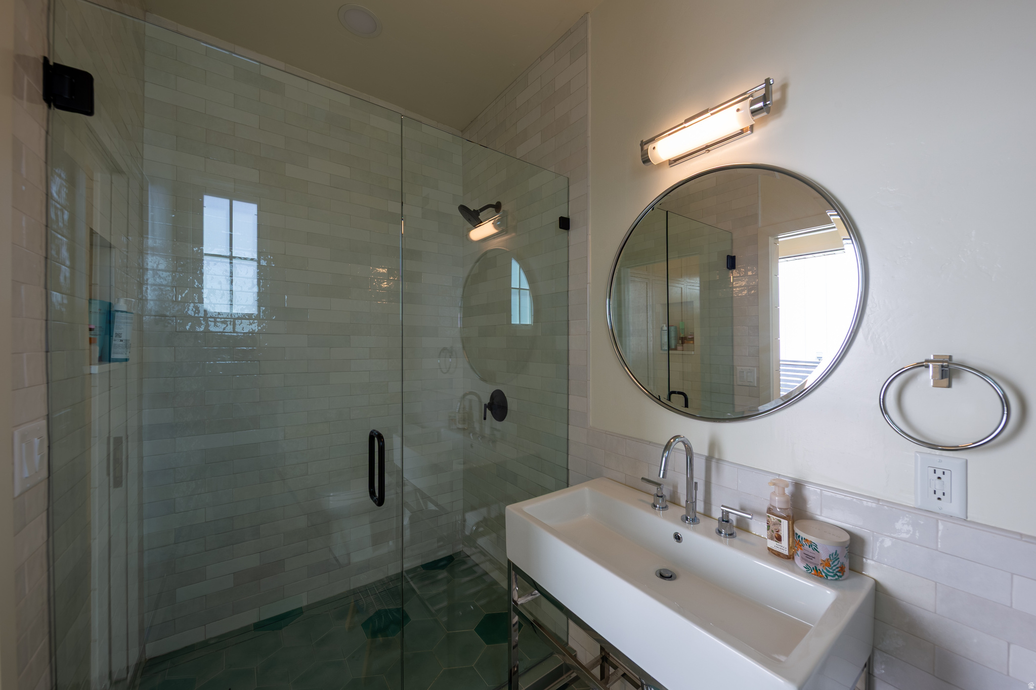 main property photo 85