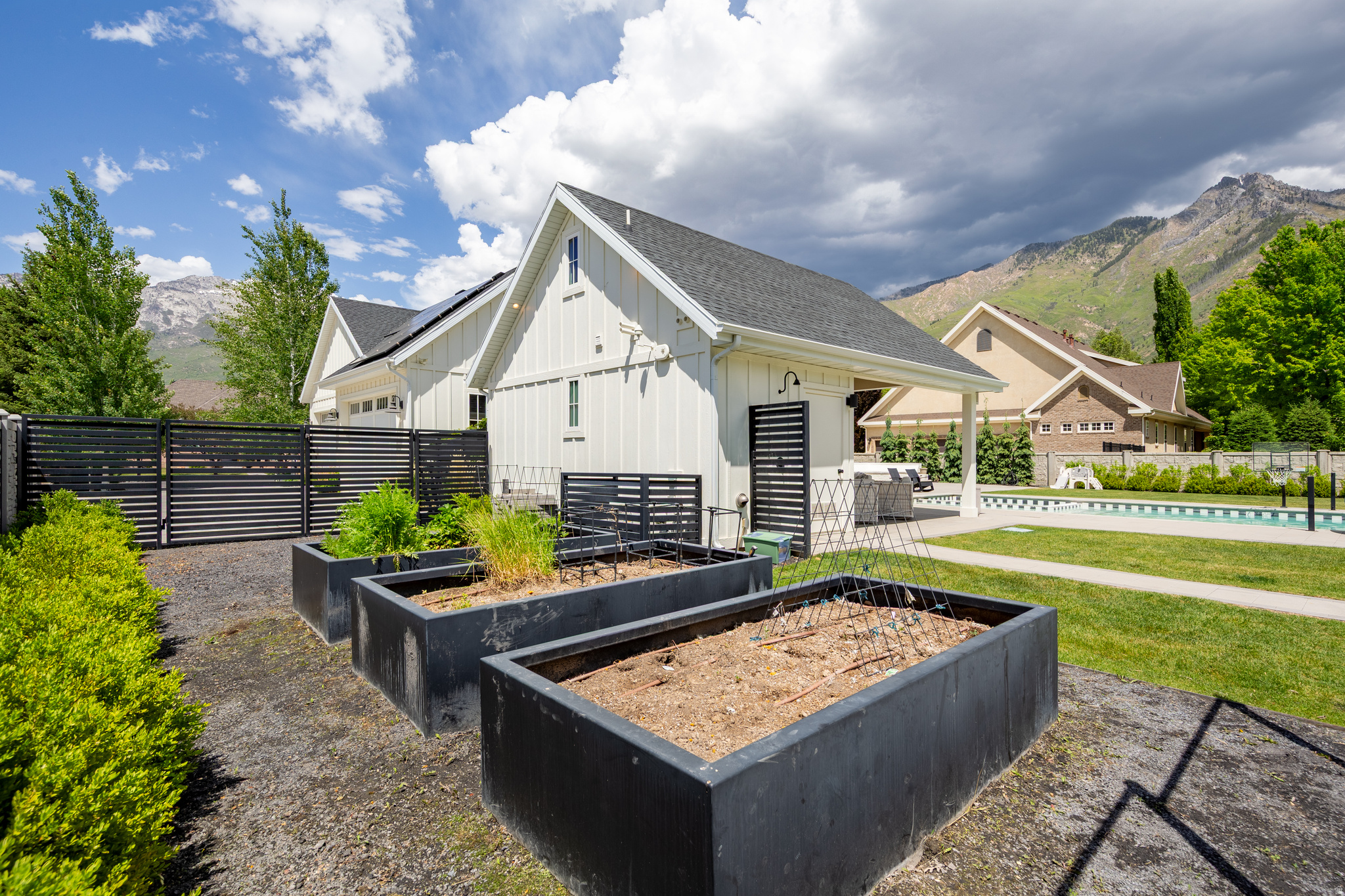 main property photo 92