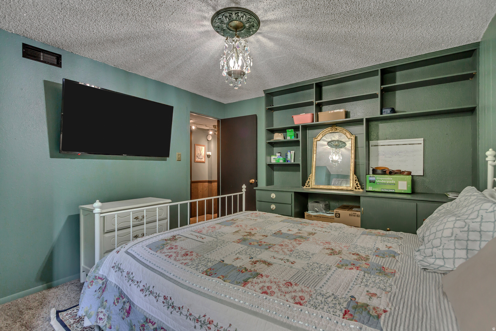 main property photo 25