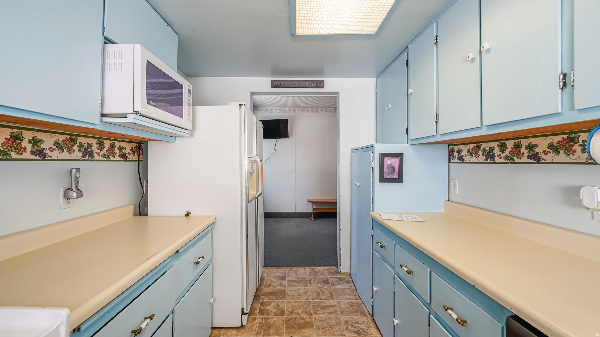 main property photo 16