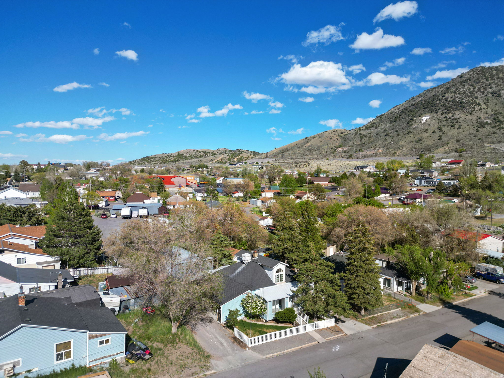 main property photo 35