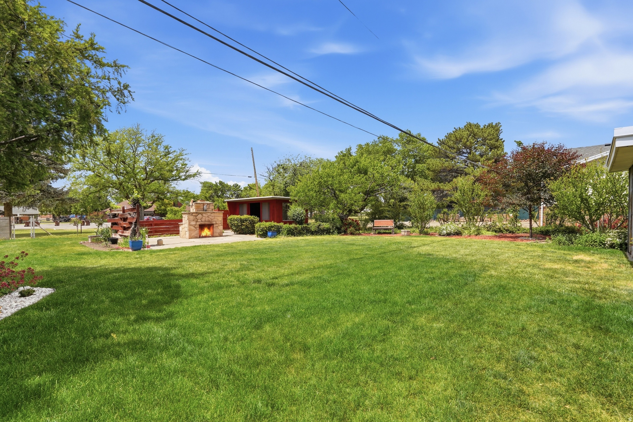main property photo 38