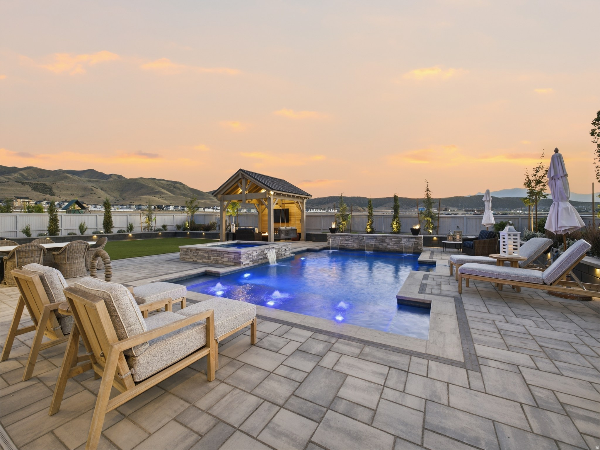 main property photo 57