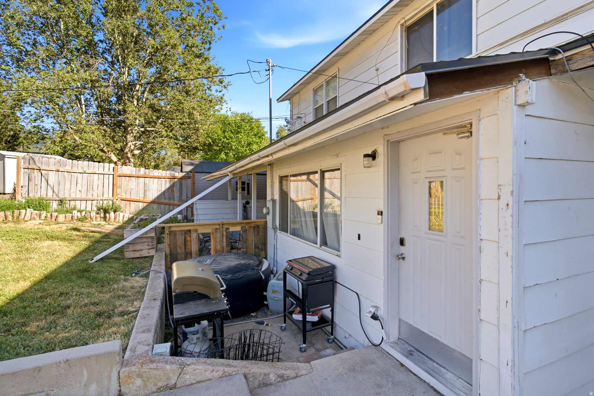 main property photo 15