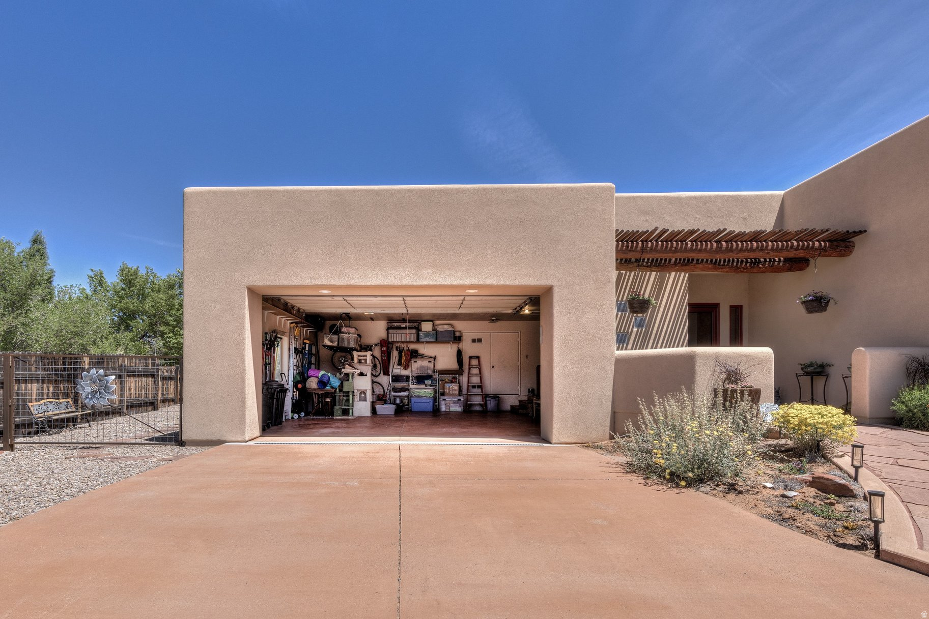main property photo 42