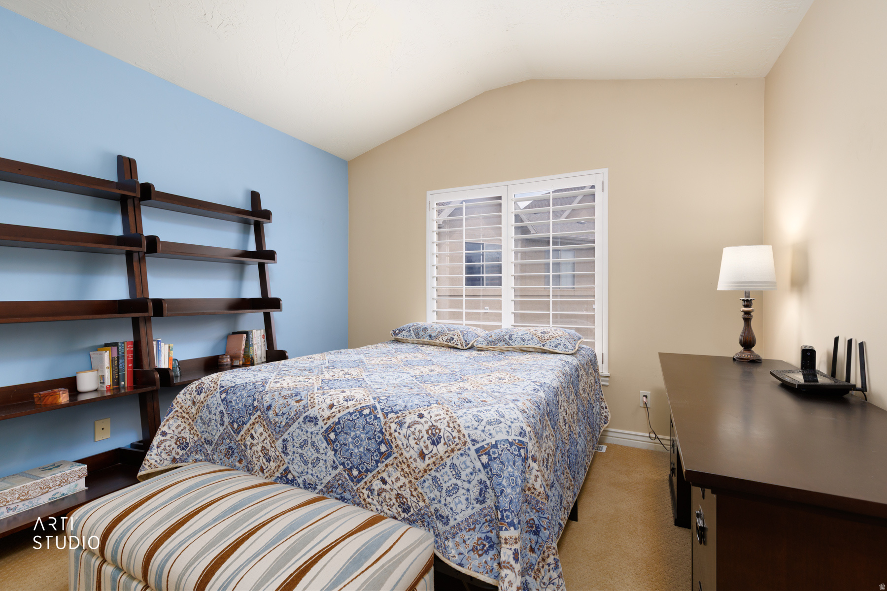 main property photo 18