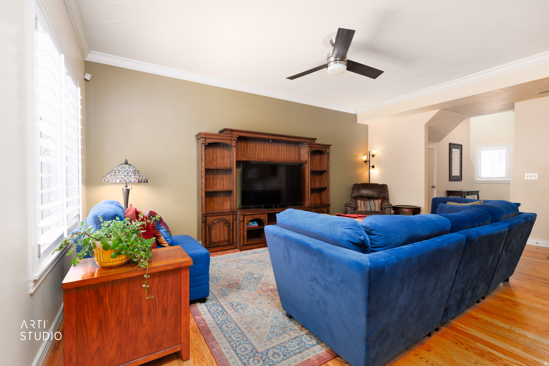main property photo 6