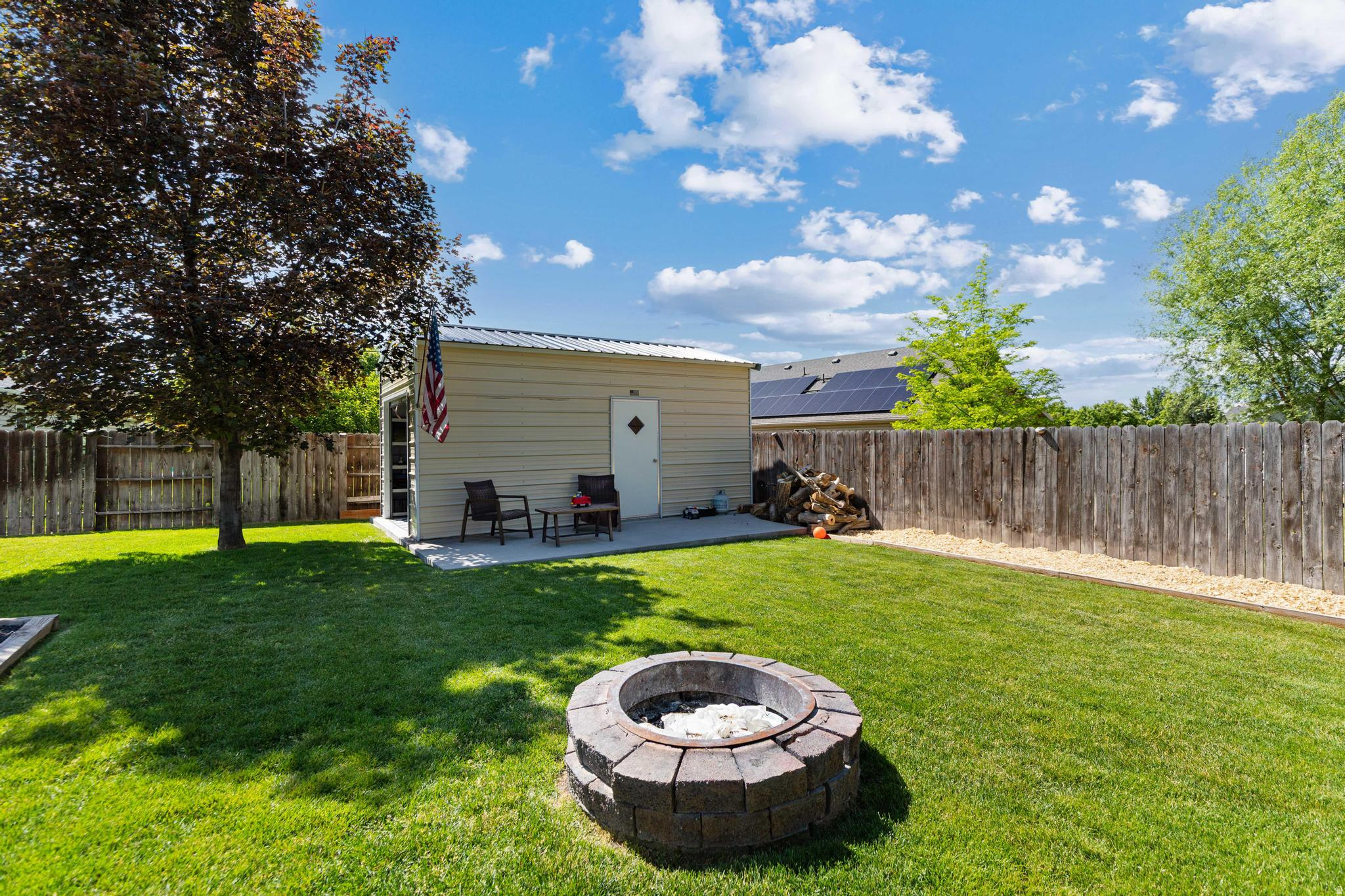 main property photo 20