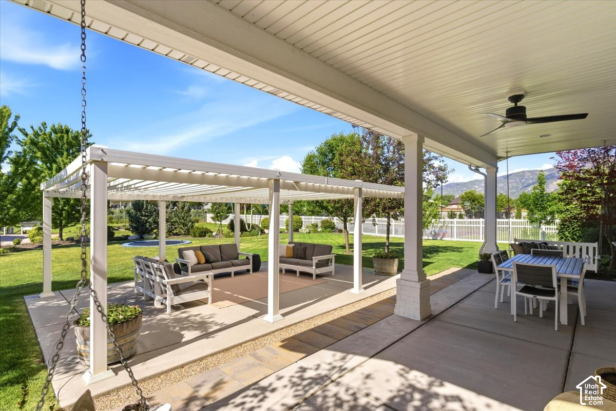 main property photo 45