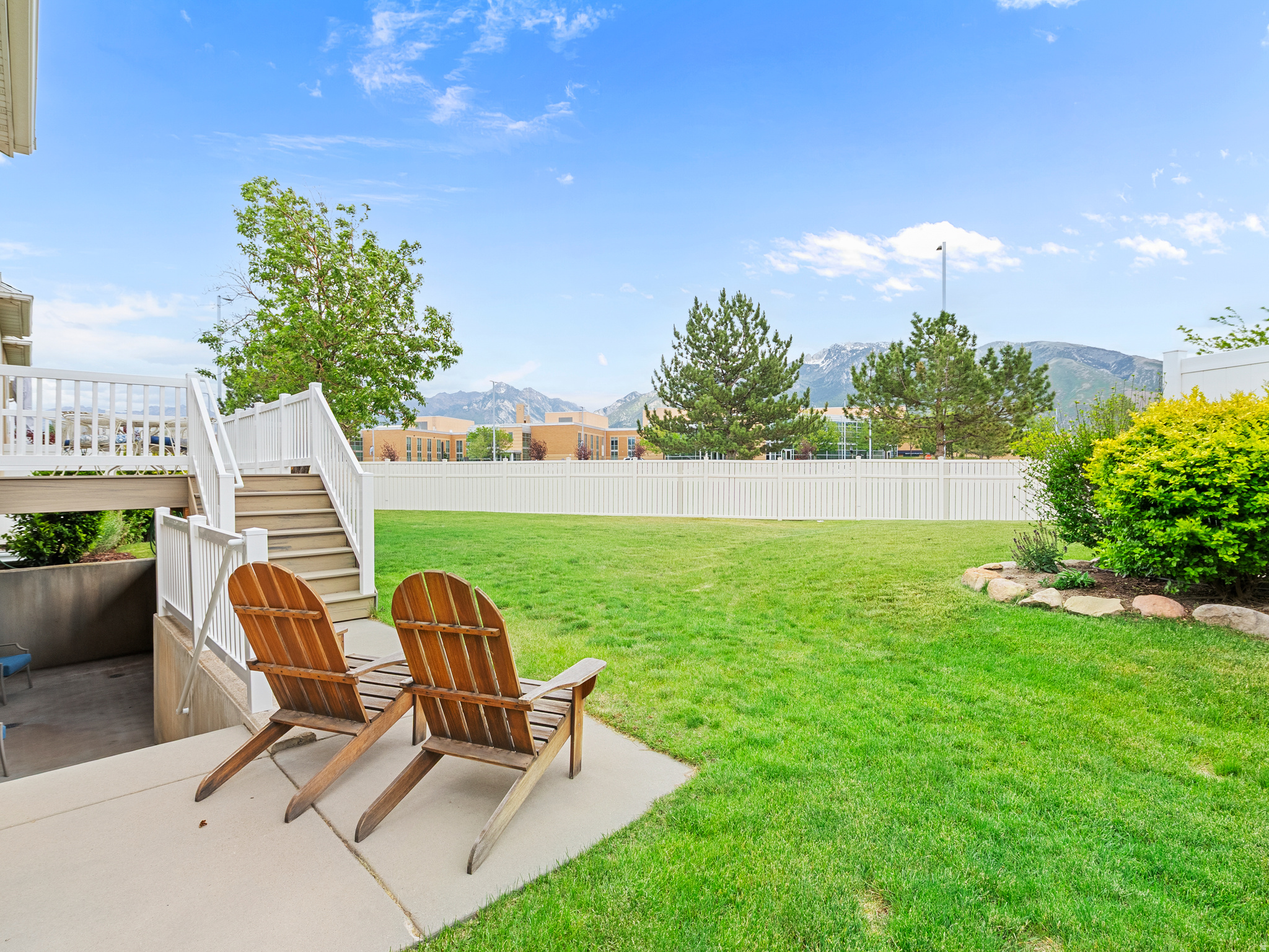 main property photo 21