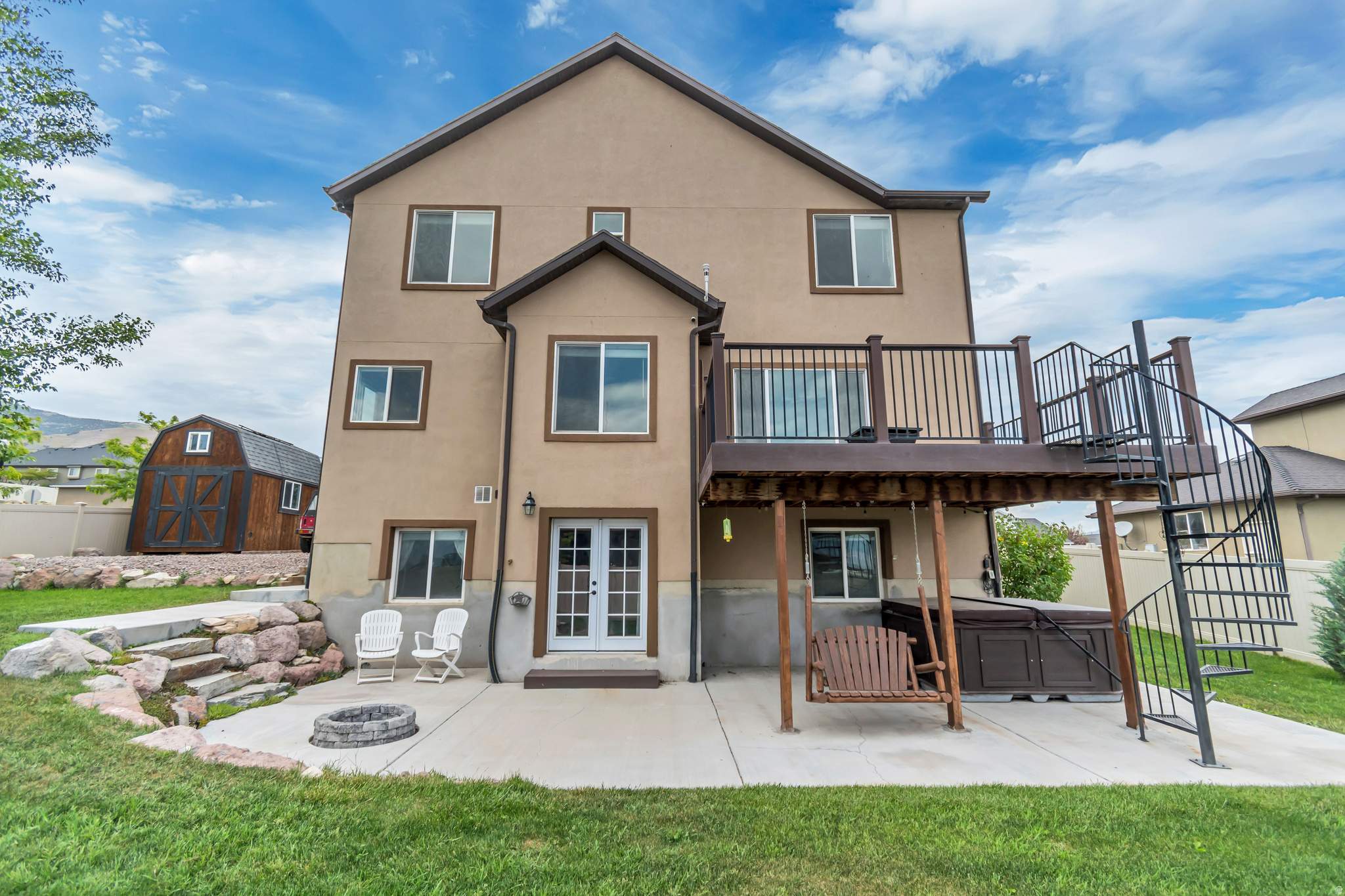 main property photo 29