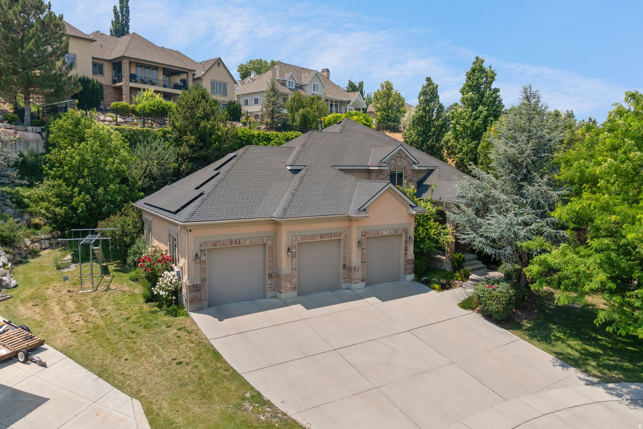 main property photo 65