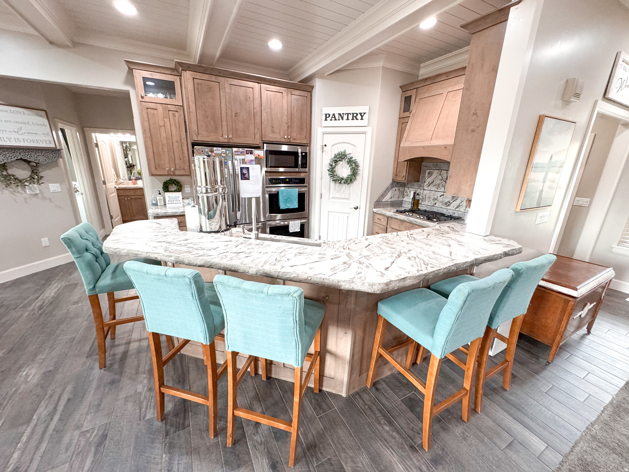 main property photo 16