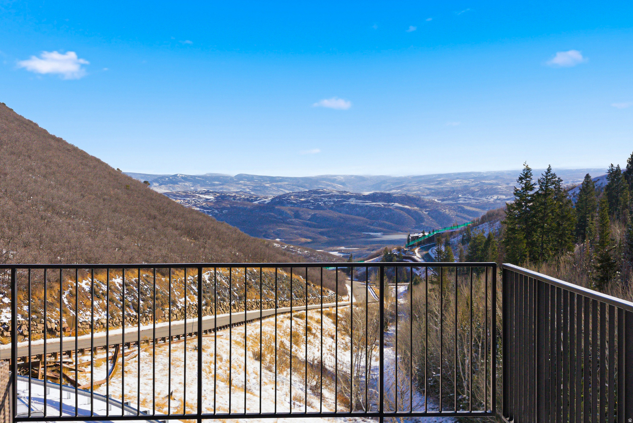 main property photo 36