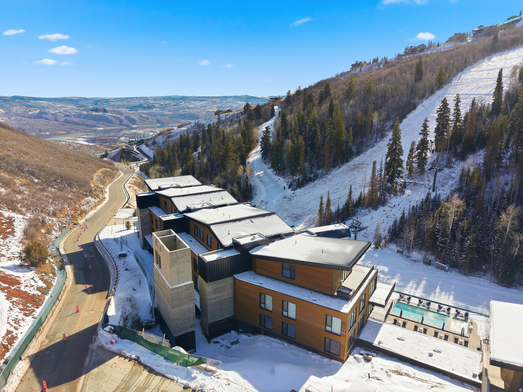 main property photo 66