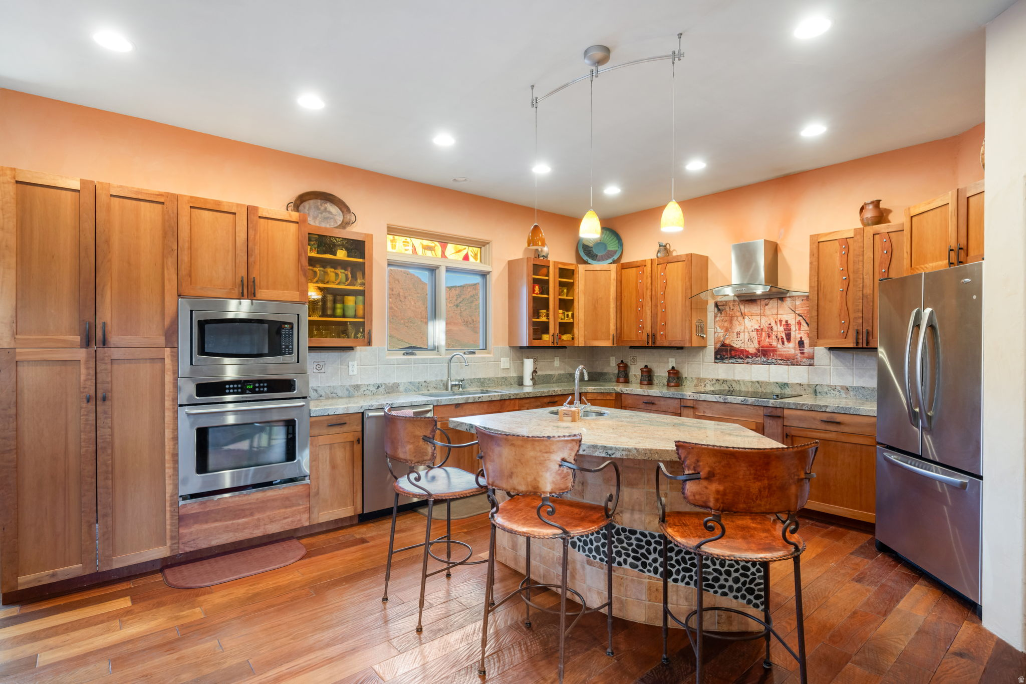 main property photo 19