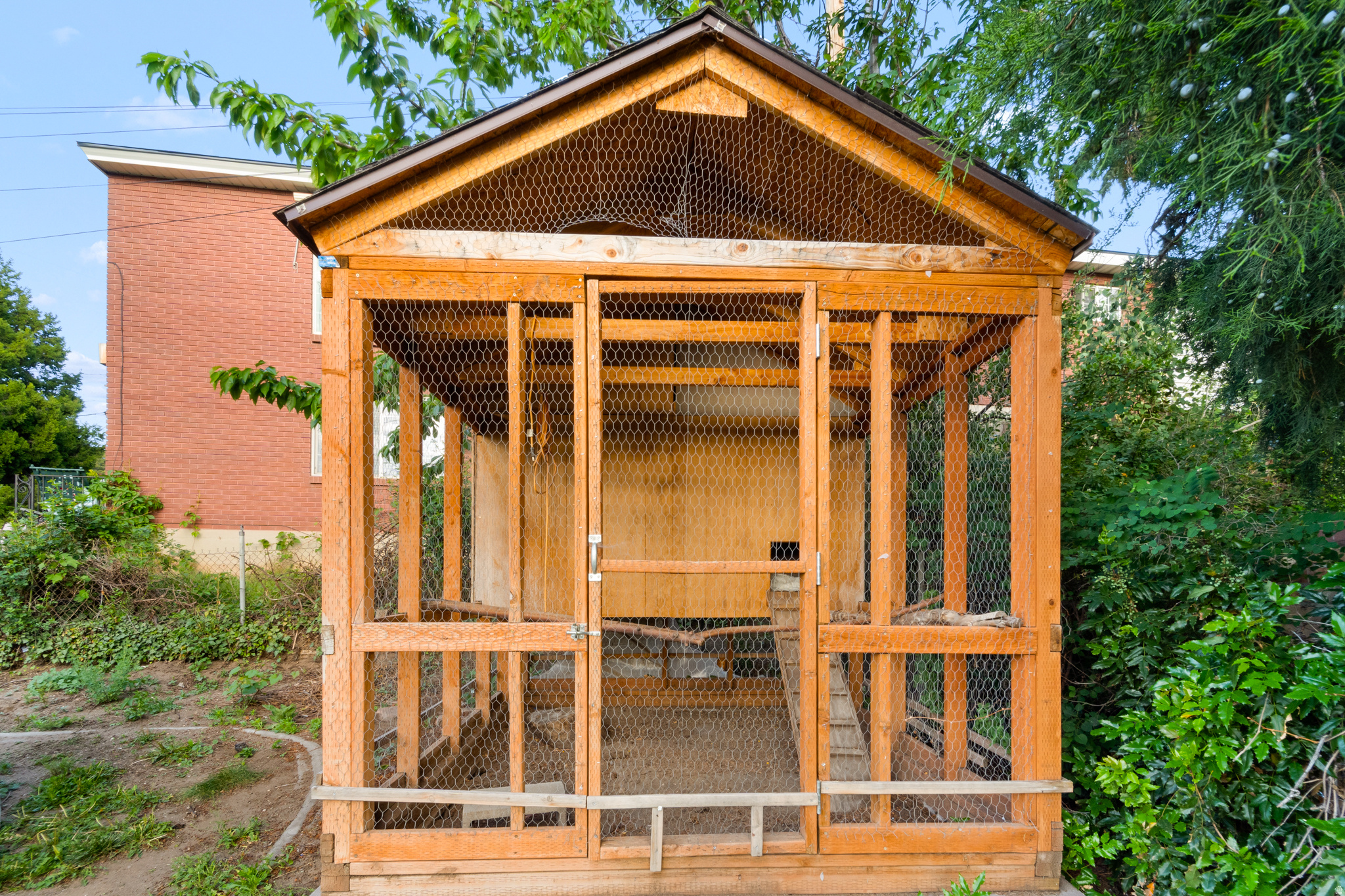 main property photo 43