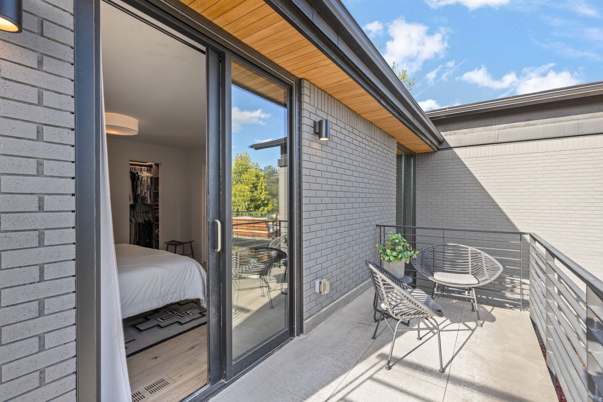 main property photo 76