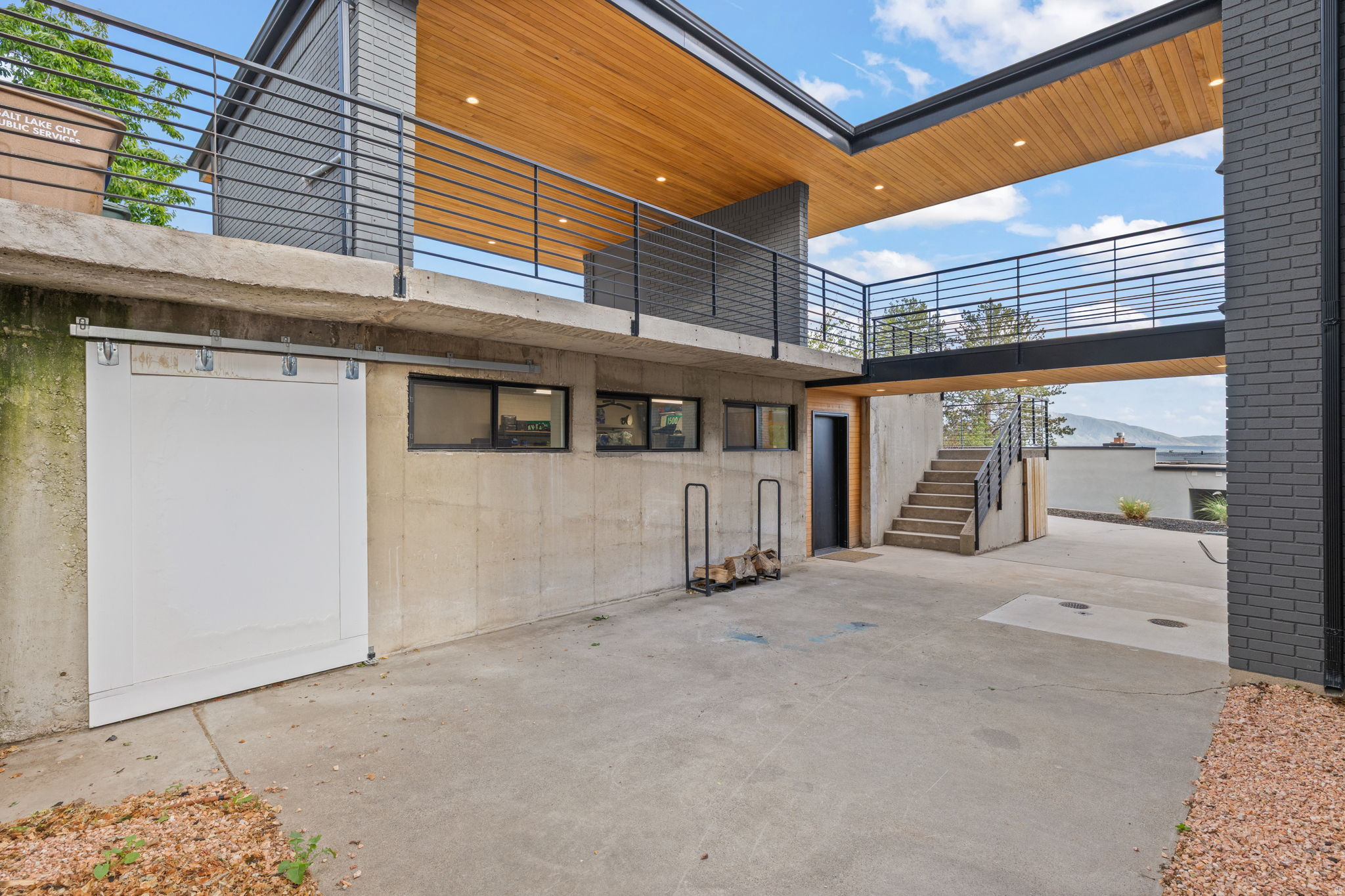 main property photo 82