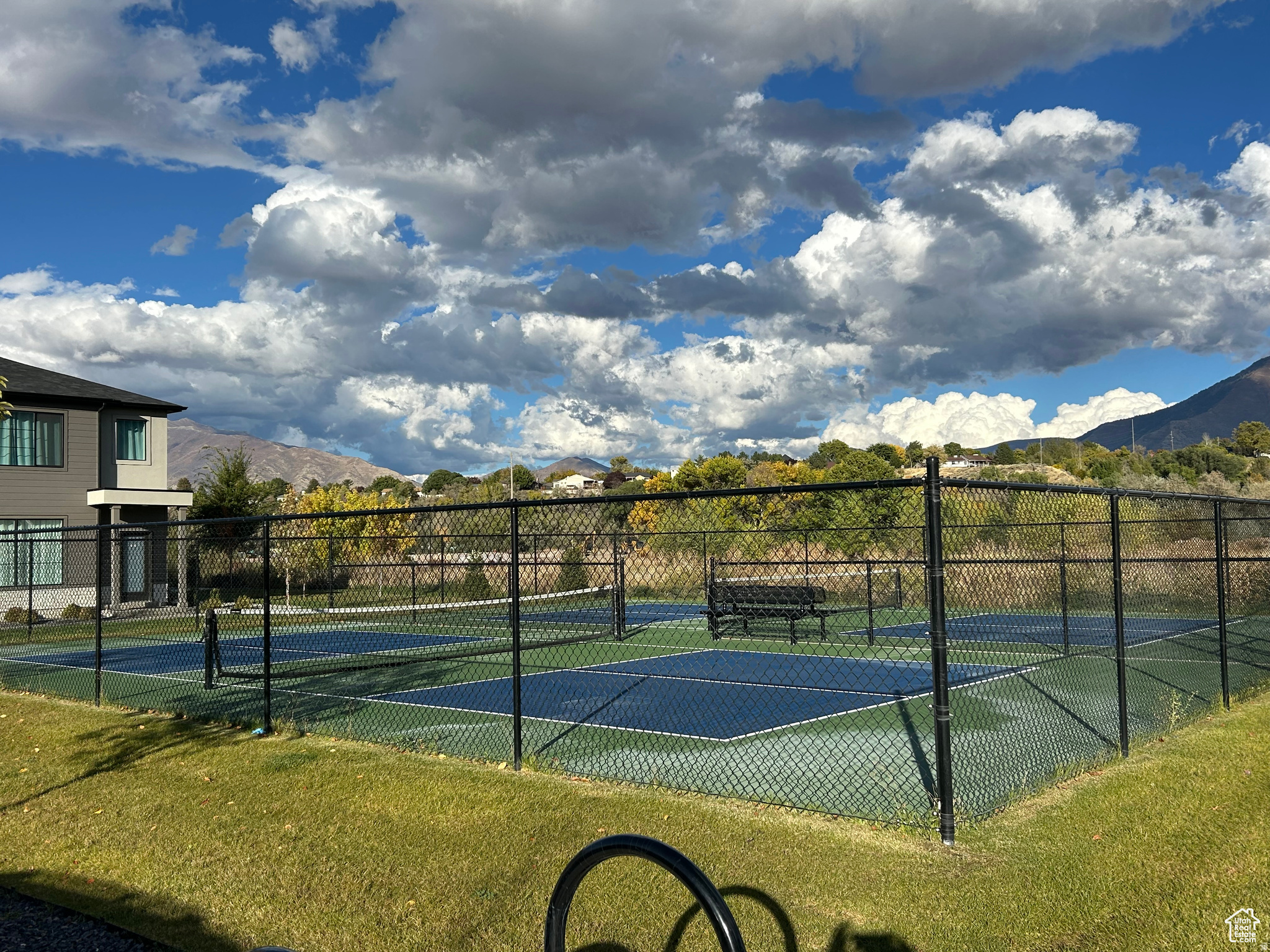 main property photo 27