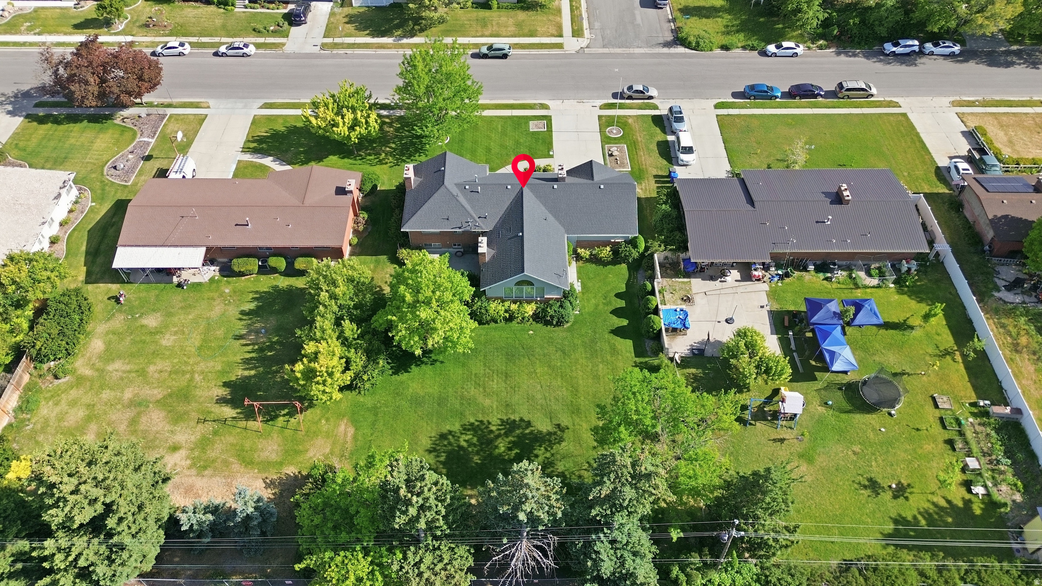 main property photo 30
