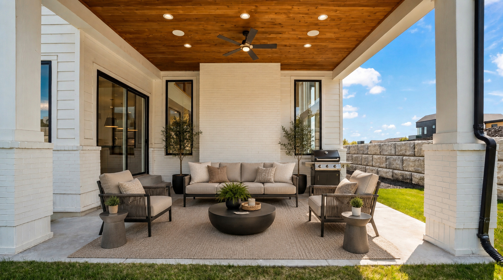 main property photo 78