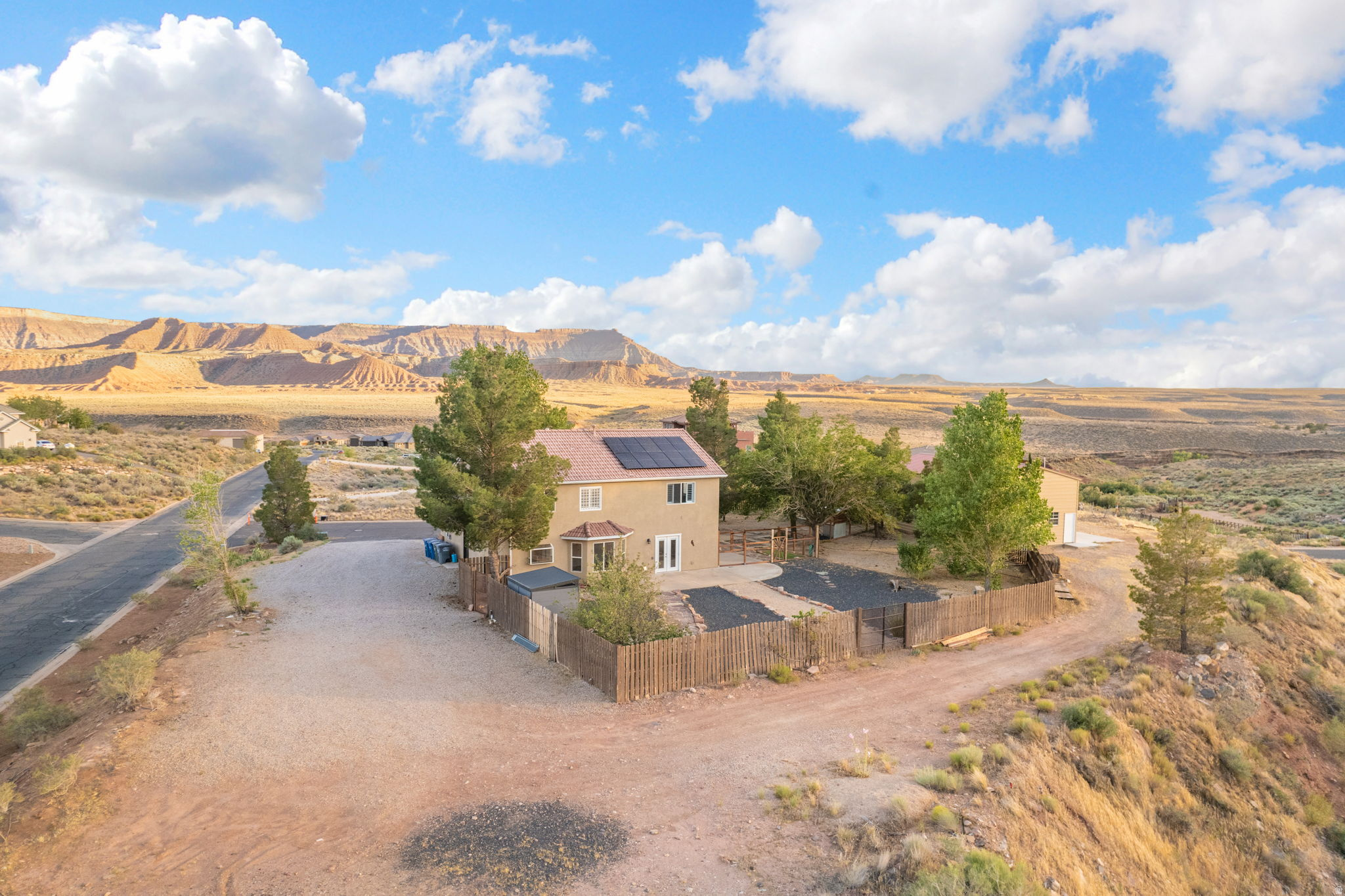 main property photo 41
