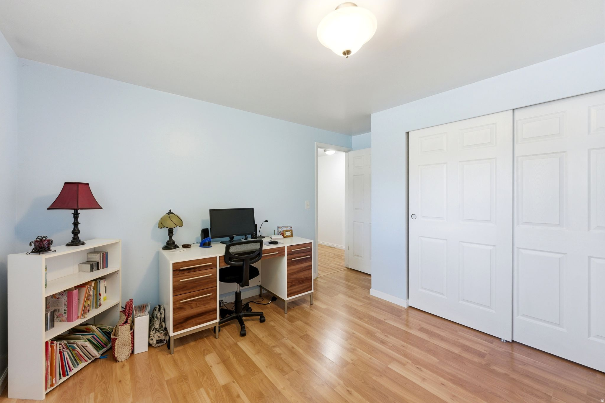 main property photo 18