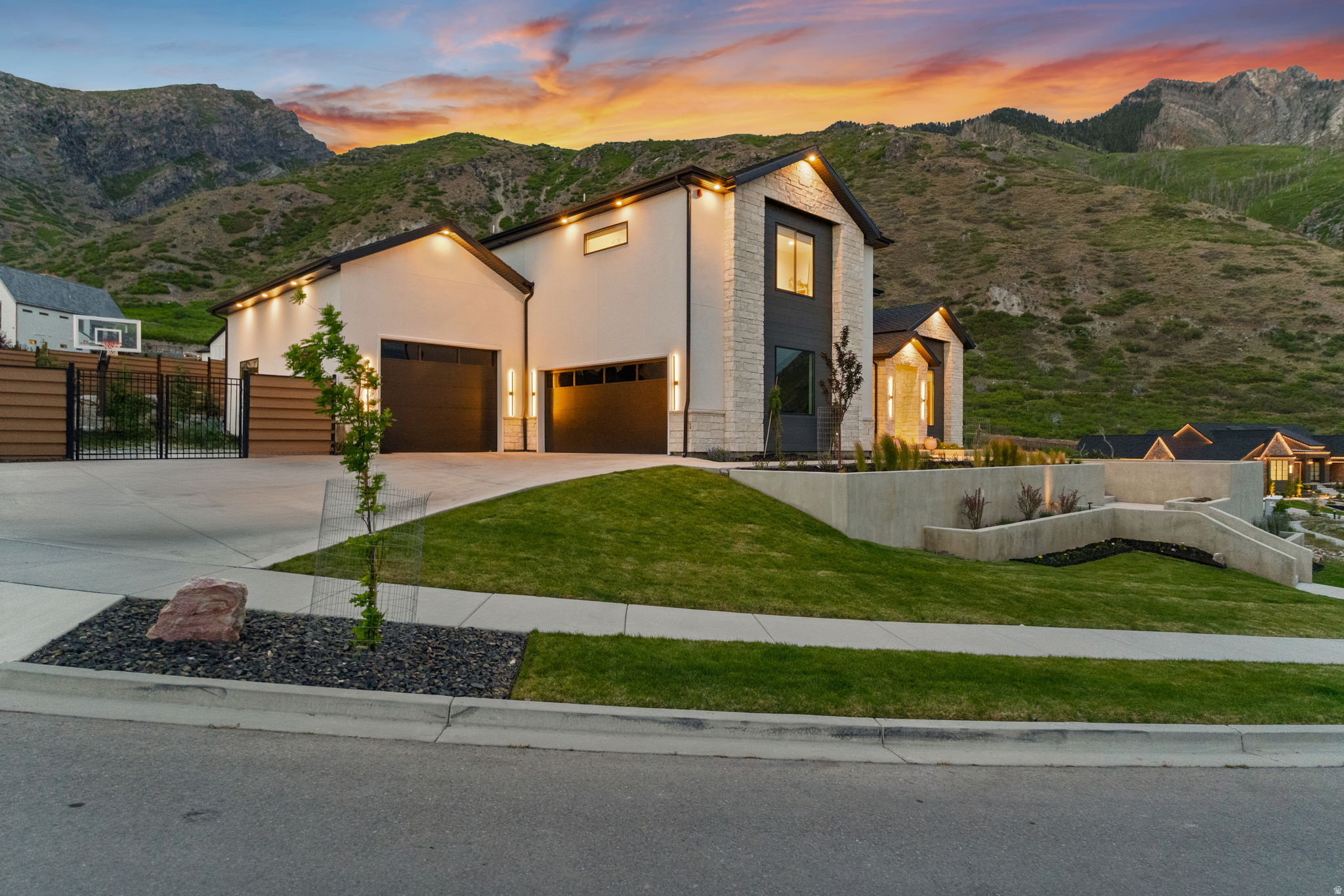 main property photo 109