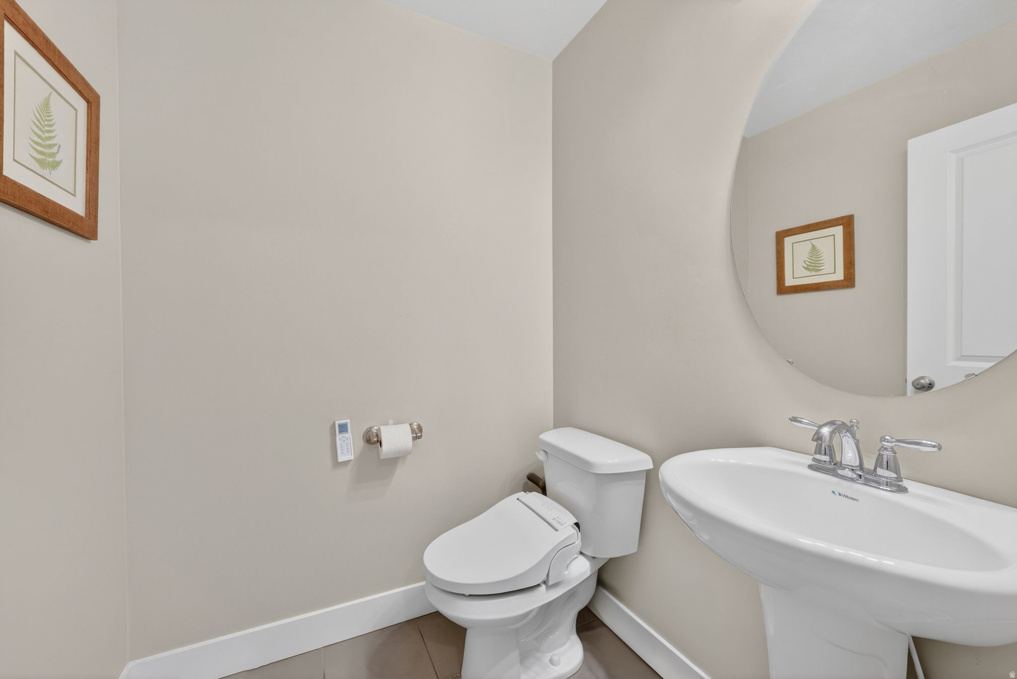 main property photo 13