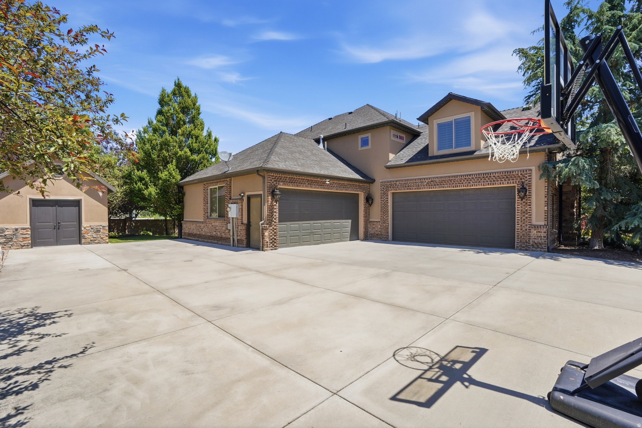 main property photo 71