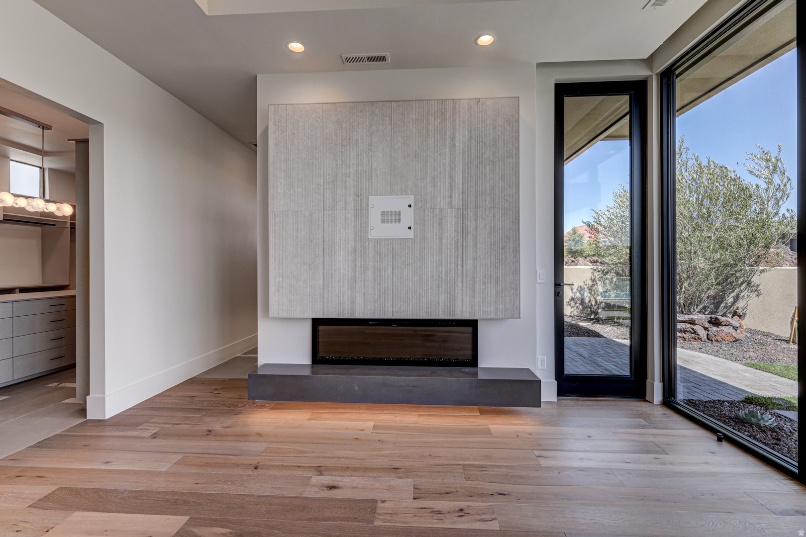 main property photo 100