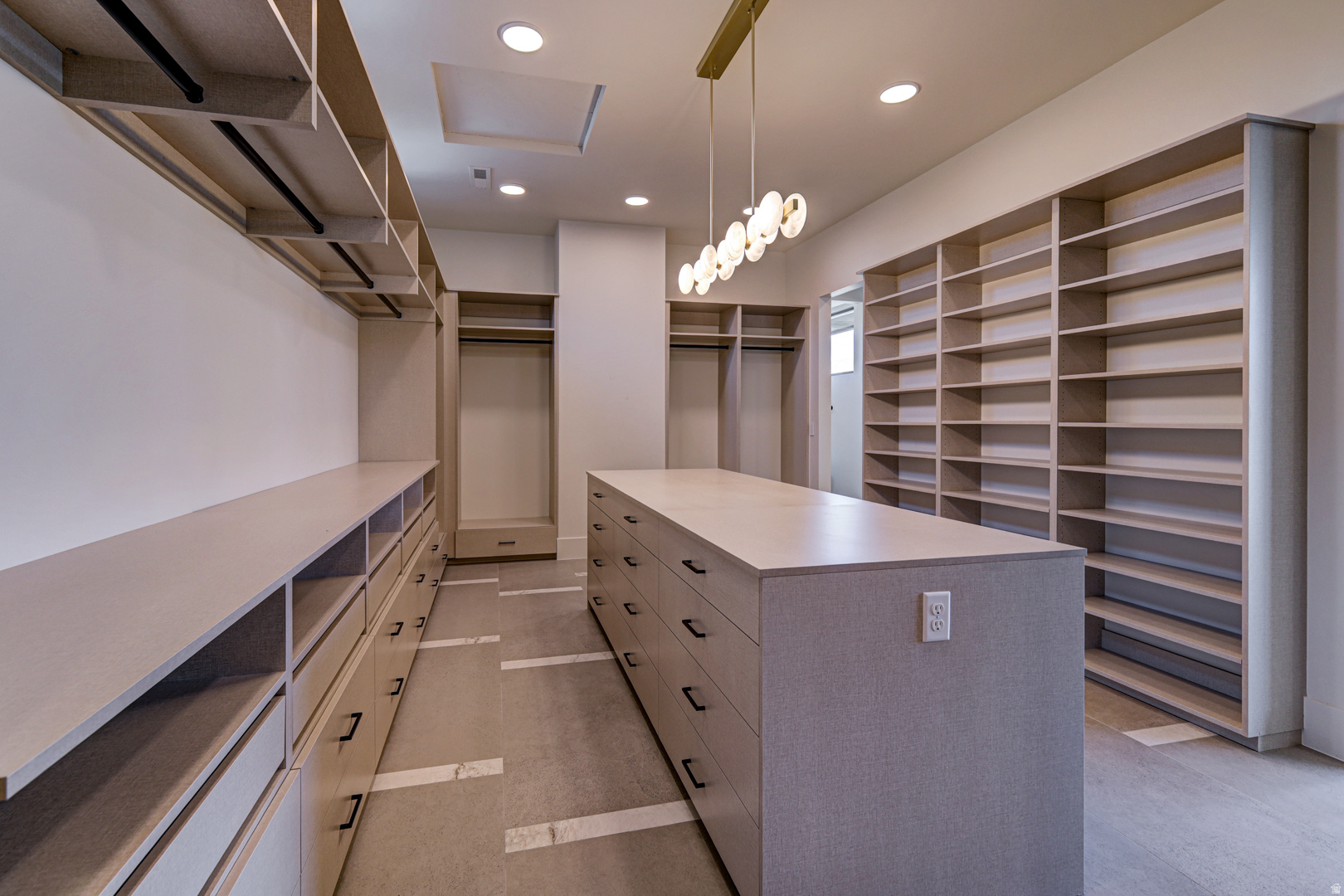 main property photo 107