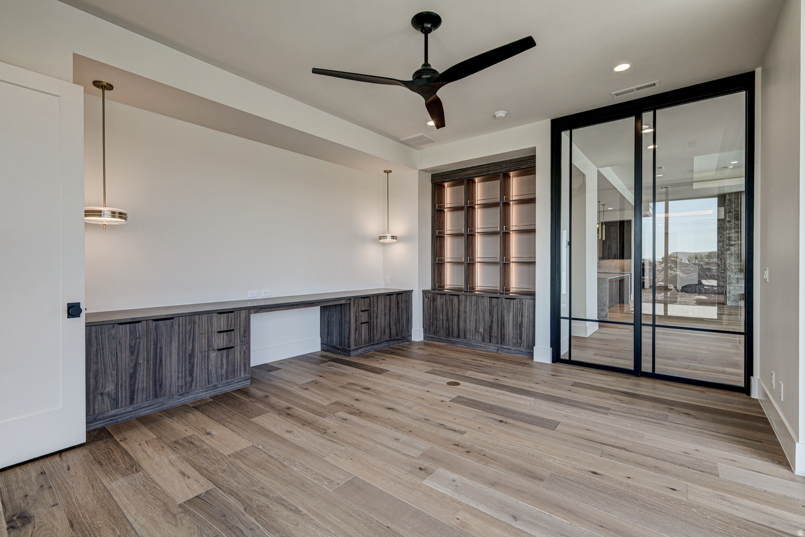 main property photo 112