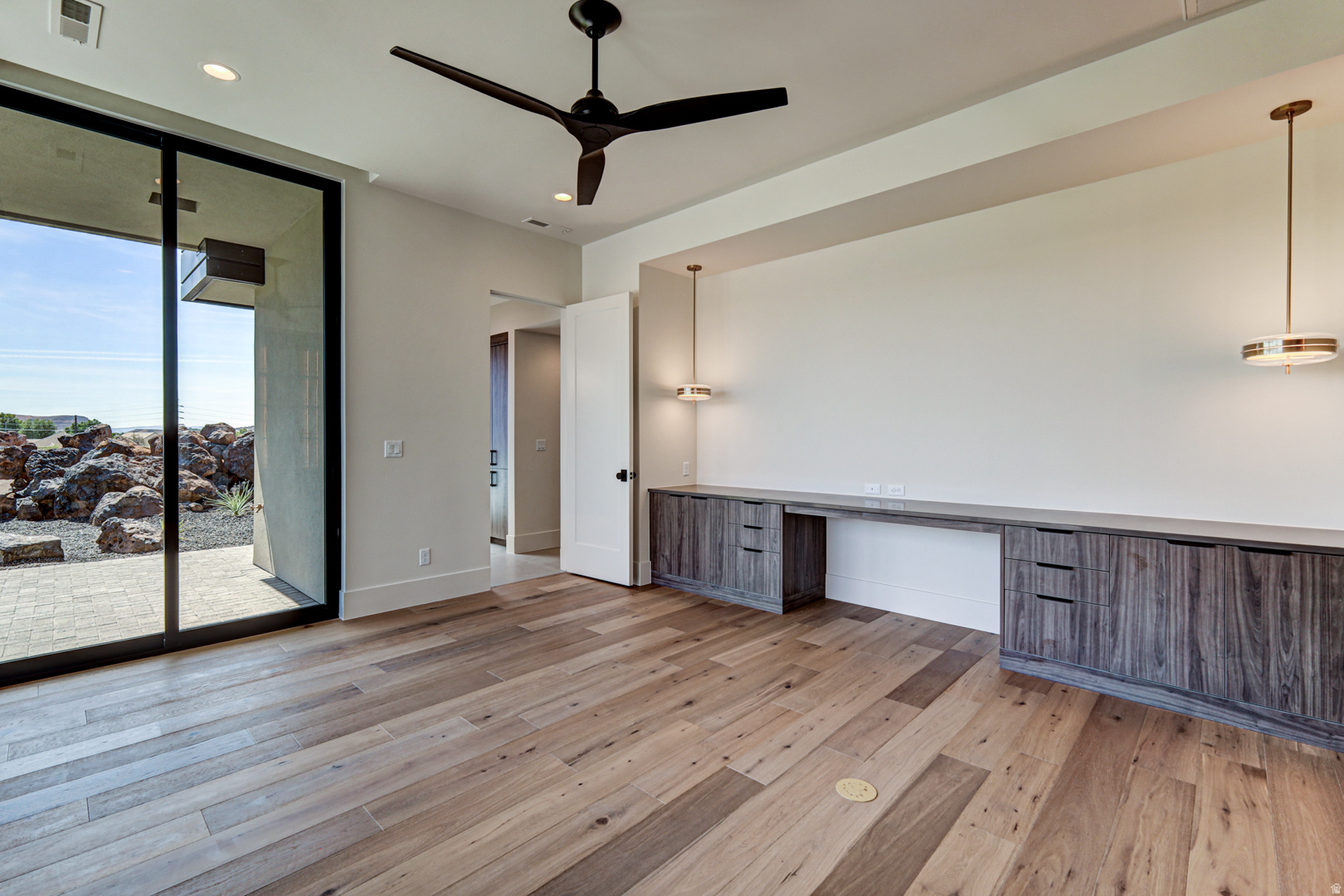 main property photo 113