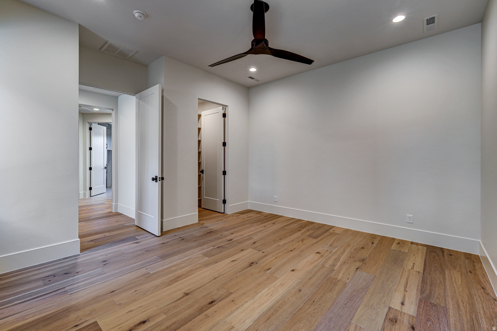 main property photo 126