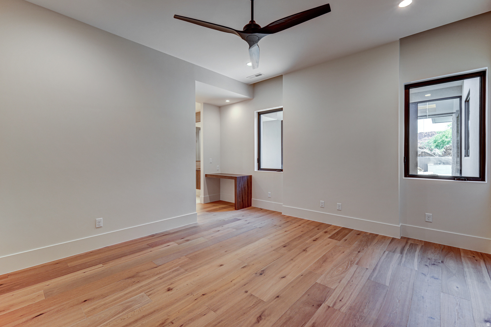 main property photo 128