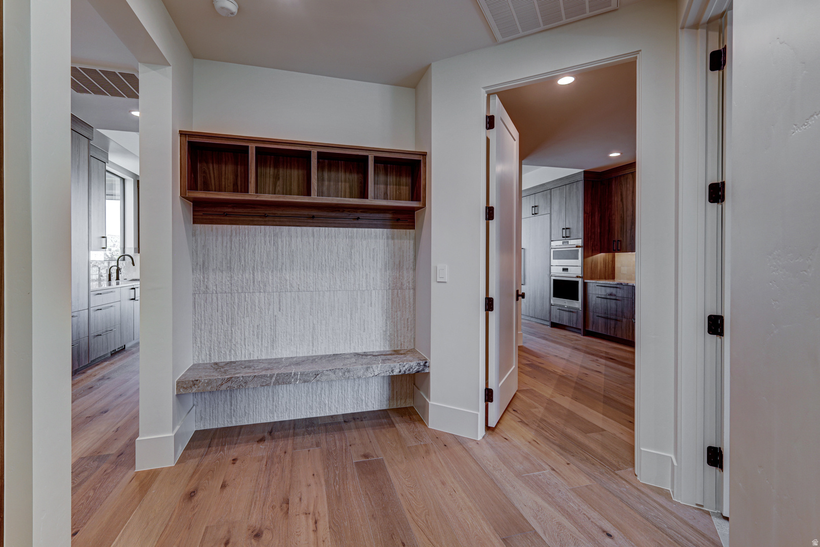 main property photo 133