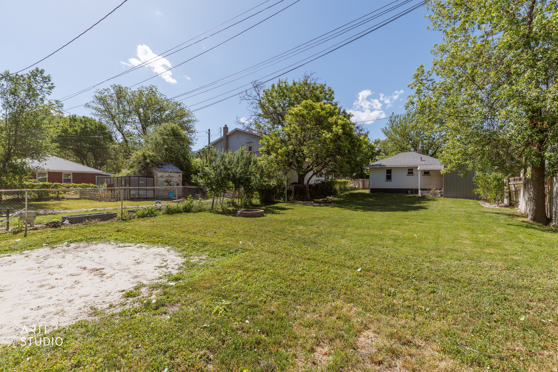 main property photo 24