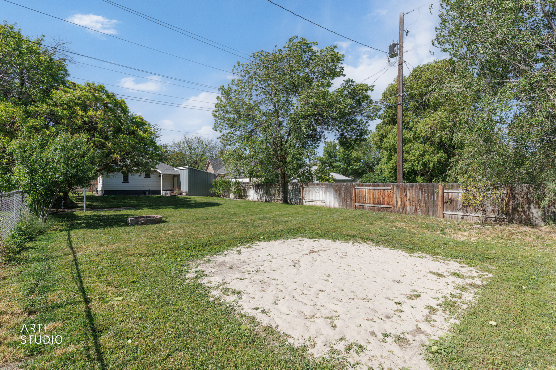 main property photo 25