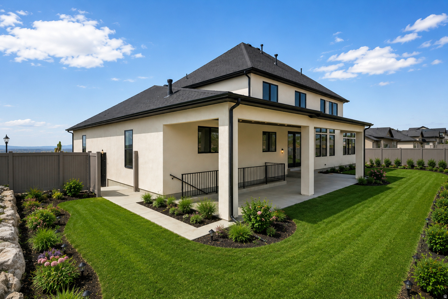 main property photo 22