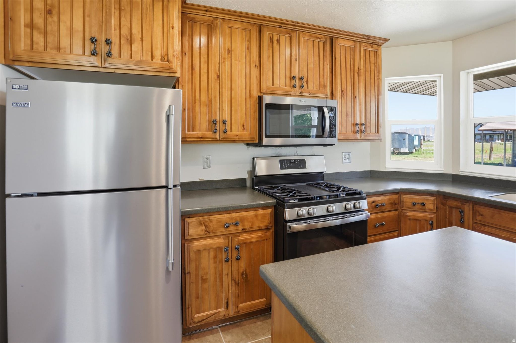 main property photo 15