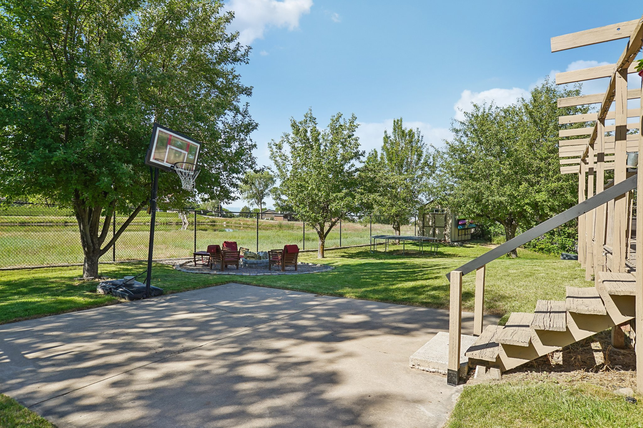 main property photo 39