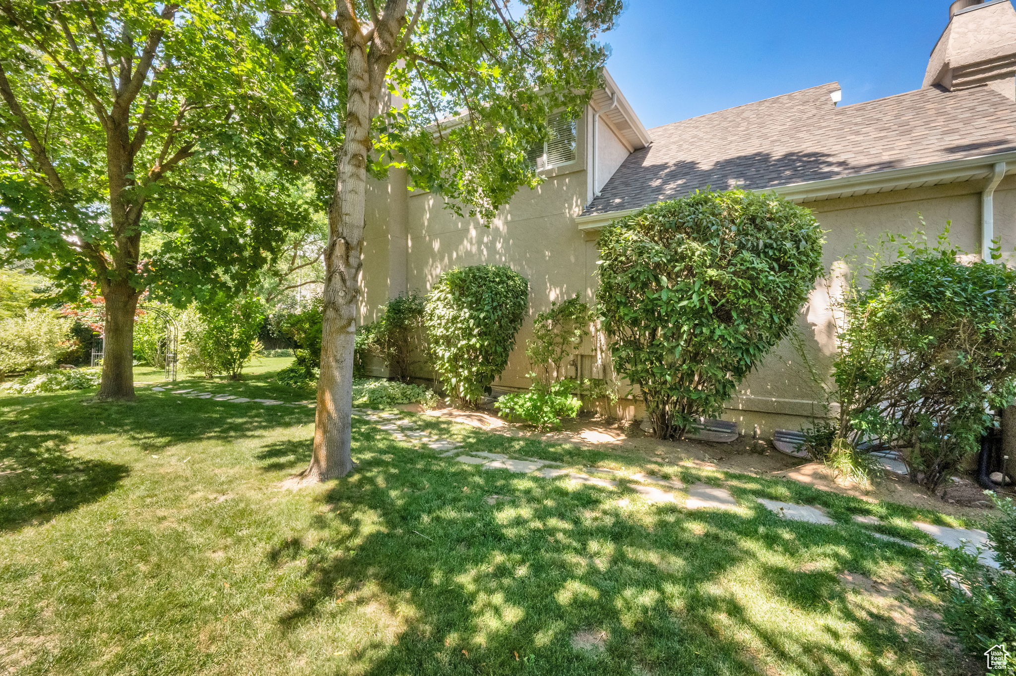 main property photo 57